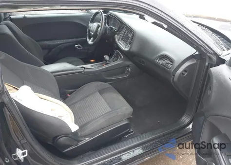 2019 Dodge Challenger Sxt Awd z USA, uszkodzony, nr VIN 2C3CDZGG8KH592226